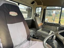 1989 UD Cmf CM 160 WHITE