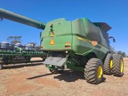 2013 John Deere S670