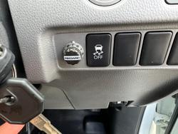 2017 Mitsubishi
                Triton GLX