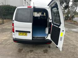 2018 HYUNDAI
iLOAD 3S TWIN SWING