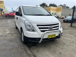 2018 HYUNDAI
iLOAD 3S TWIN SWING