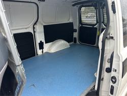 2018 HYUNDAI
iLOAD 3S TWIN SWING