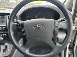 2018 HYUNDAI
iLOAD 3S TWIN SWING