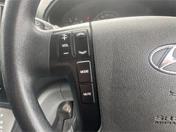 2018 HYUNDAI
iLOAD 3S TWIN SWING