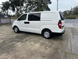 2018 HYUNDAI
iLOAD 3S TWIN SWING