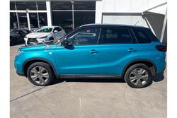 2023 Suzuki
Vitara