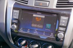 2024 Nissan Navara SL