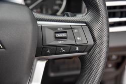 2024 Mitsubishi Outlander ES