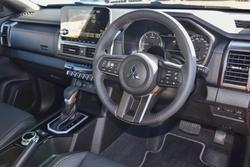 2025 Mitsubishi
Triton GSR