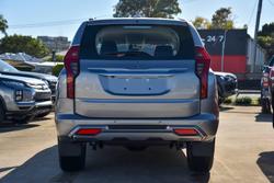 2024 Mitsubishi Pajero Sport GLX