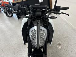 2021 Ktm 390 DUKE White