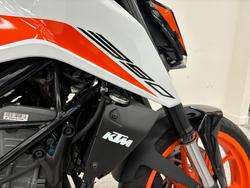 2021 Ktm 390 DUKE White