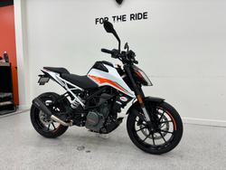 2021 Ktm 390 DUKE White