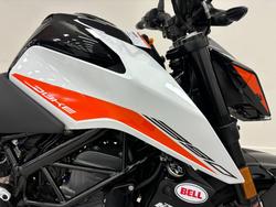 2021 Ktm 390 DUKE White