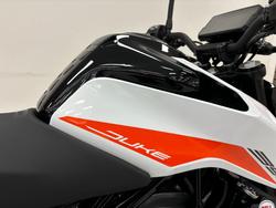 2021 Ktm 390 DUKE White