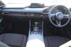 2024 MAZDA
                Mazda3 G20 EVOLVE