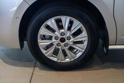 2025 Volkswagen Multivan TDI360 Life