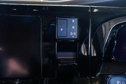 2025 Volkswagen Multivan TDI360 Life