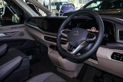2025 Volkswagen Multivan TDI360 Life