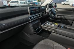 2025 LDV
Terron 9 Origin