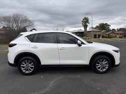 2022 Mazda
CX-5 Touring