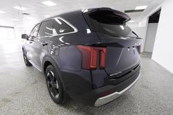 2025 Kia
                Sorento Sport+