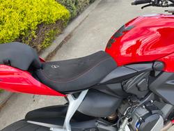 2022 DUCATI STREETFIGHTER V2 Red