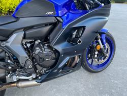 2024 Yamaha YZF-R7LA Blue