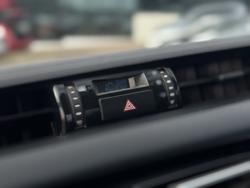 2019 Toyota
Hilux Workmate