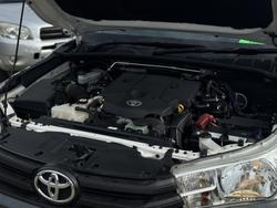2019 Toyota
Hilux Workmate