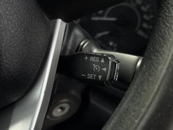 2019 Toyota
Hilux Workmate