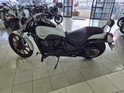 2016 Kawasaki Vulcan 900 Custom (VN900C) Vulcan White