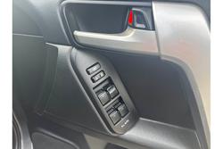 2021 Toyota
Landcruiser Prado VX