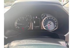 2021 Toyota
Landcruiser Prado VX