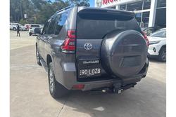 2021 Toyota
Landcruiser Prado VX