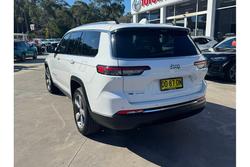 2022 Jeep
Grand Cherokee L Limited