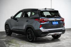 2021 Kia
                Seltos Sport+