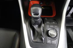 2019 Toyota
RAV4 Edge