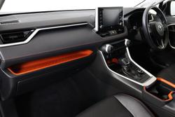 2019 Toyota
RAV4 Edge