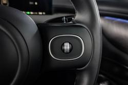 2025 MG
IM6 Performance