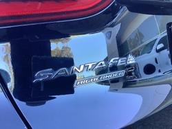 2019 Hyundai
Santa Fe Highlander