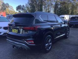 2019 Hyundai
Santa Fe Highlander