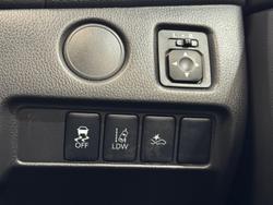 2022 Mitsubishi
Triton GLX