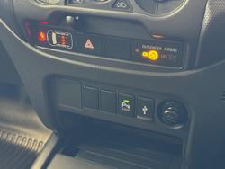 2022 Mitsubishi
Triton GLX