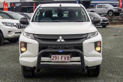 2021 Mitsubishi
Triton GLX