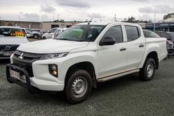 2021 Mitsubishi
Triton GLX