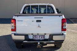 2021 Mitsubishi
Triton GLX