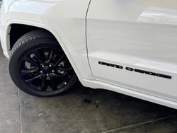 2019 Jeep
Grand Cherokee Night Eagle