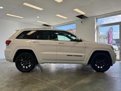 2019 Jeep
Grand Cherokee Night Eagle