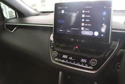 2023 Toyota
Corolla Cross GXL